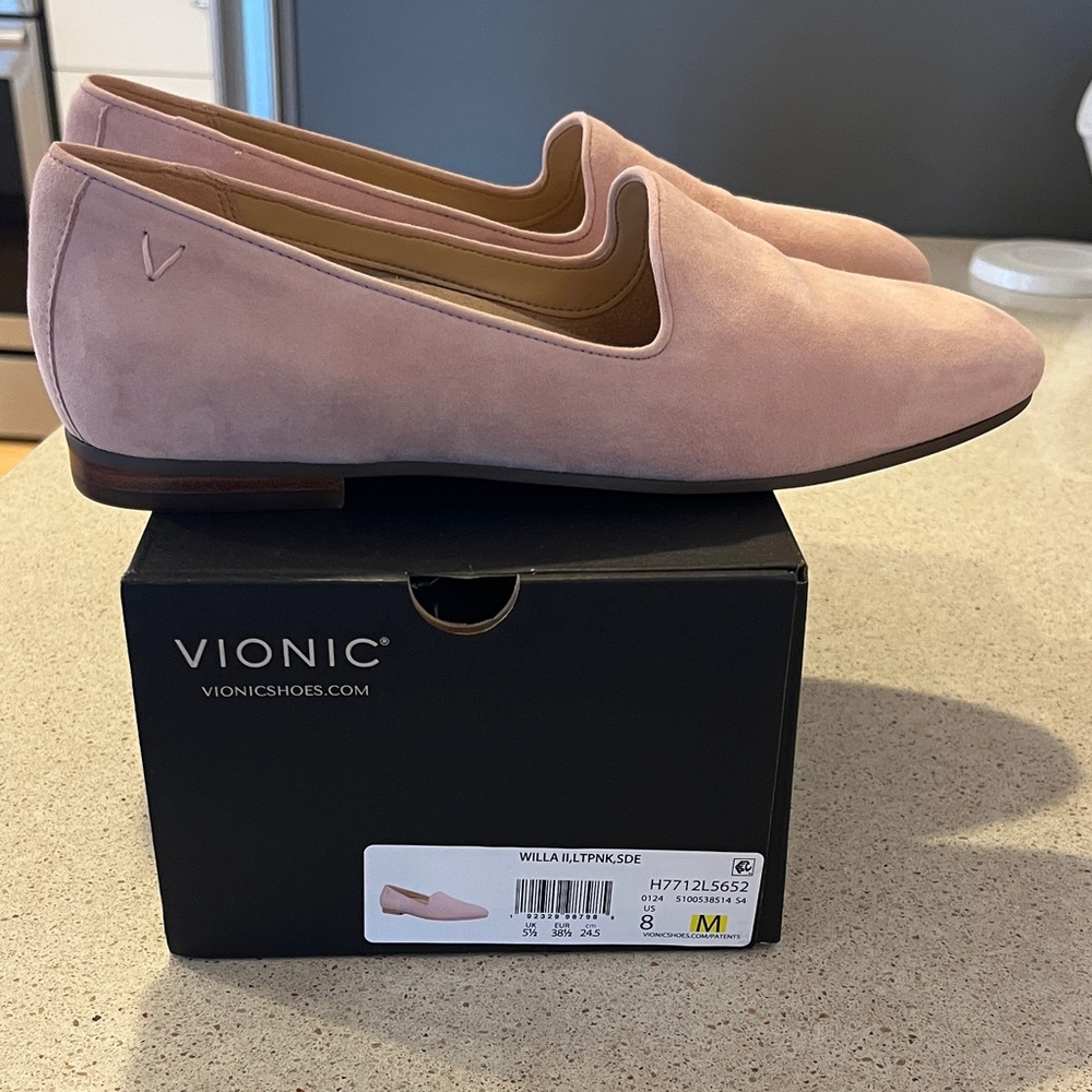 Vionic Women's Blush Suede Flats